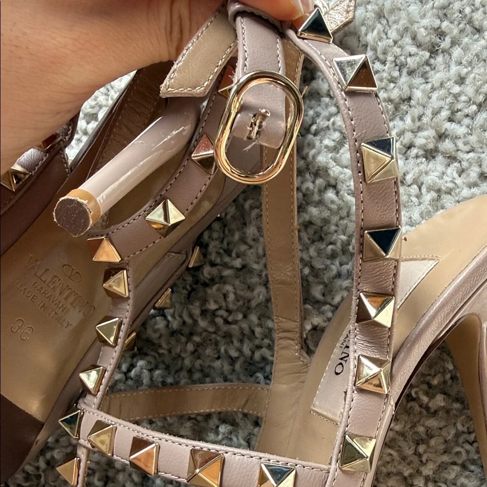 Valentino Women's Blush Patent Leather Studded Heels - Picture 10 of 13